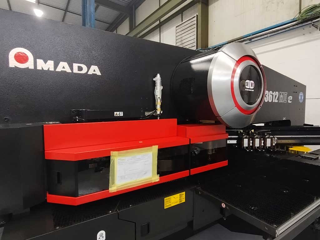 Punzonadora Nueva Sama