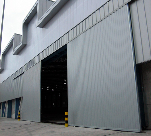 puertas de naves industriales