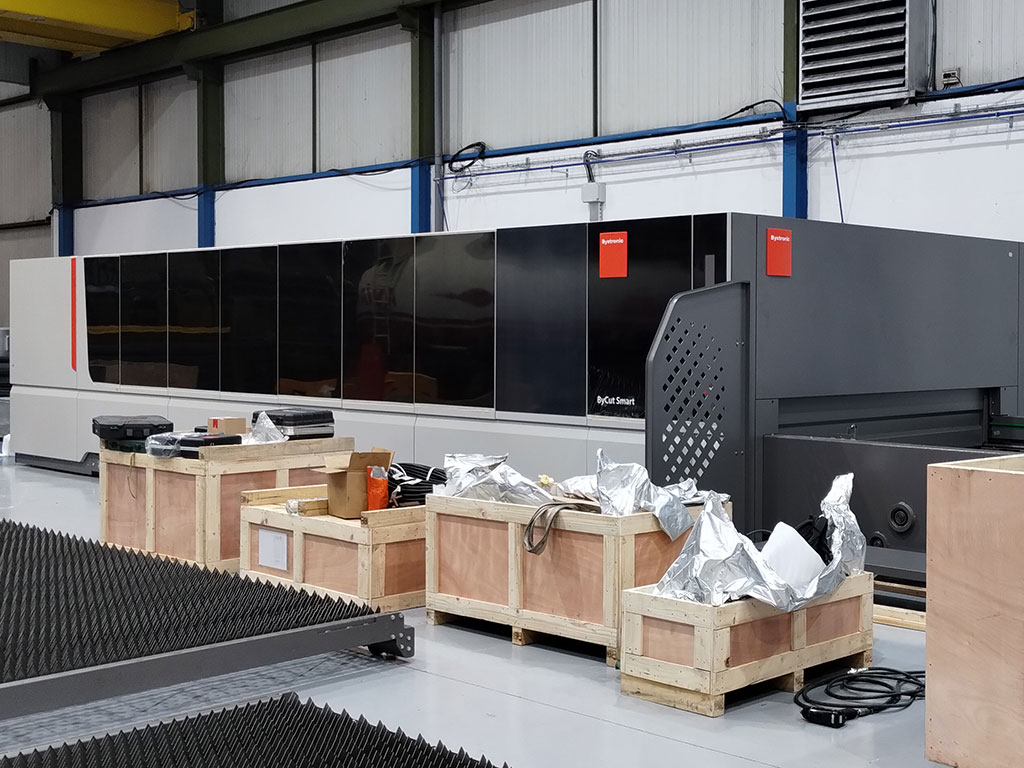 Nuevo sistema de punzonado industrial en Sama